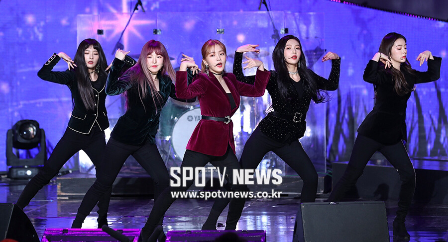 [레드벨벳] 오늘자 조이.jpg | 인스티즈