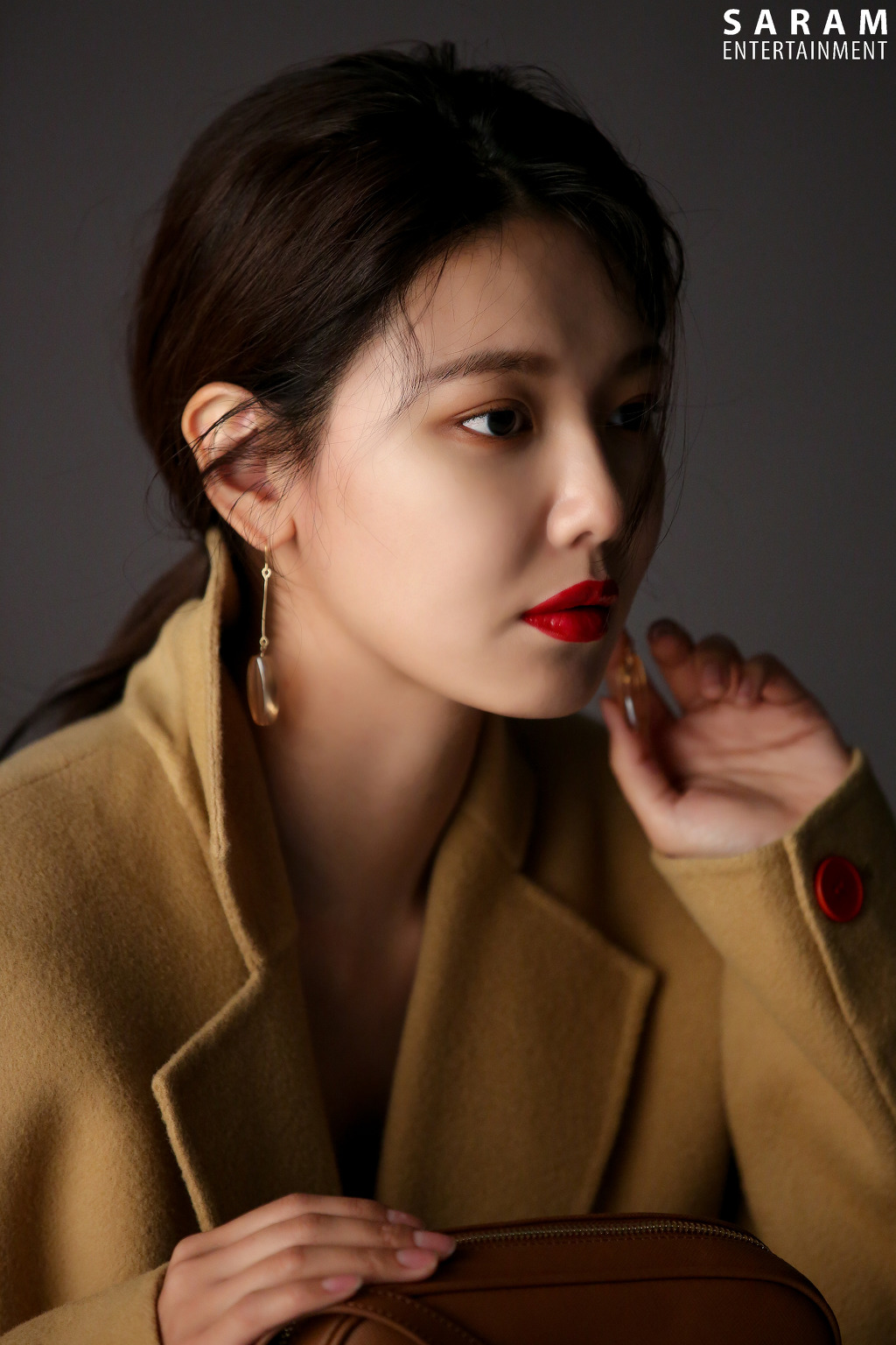 9960DC4A5DF3F0DF0A0FDC