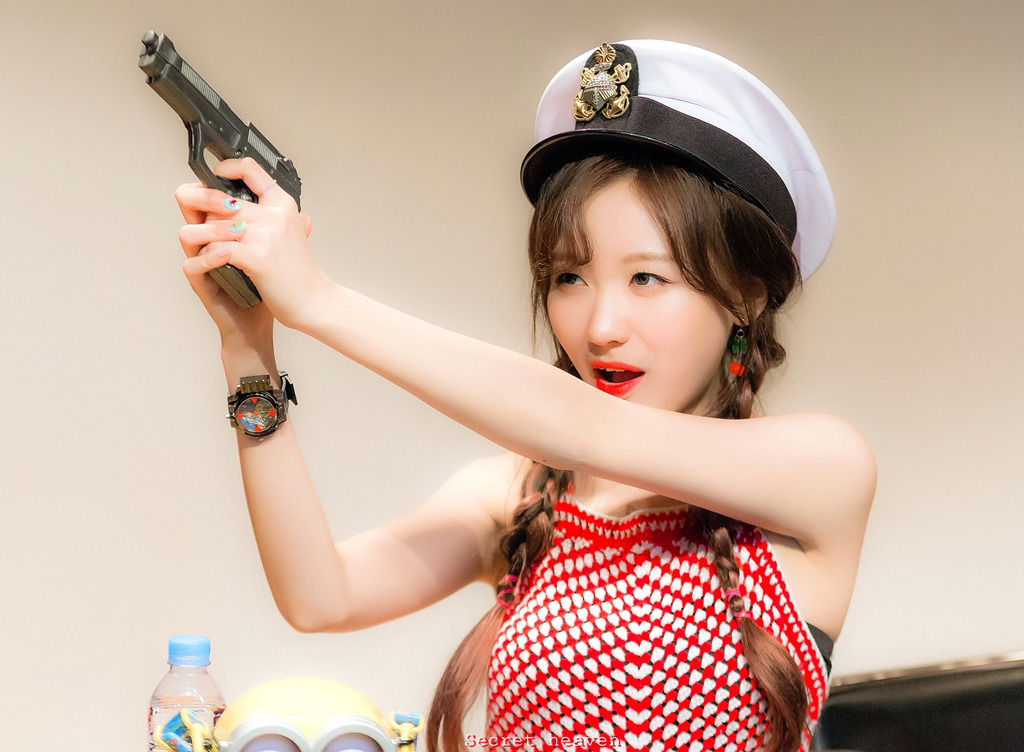 [러블리즈] 식후 커피를 거의 다 마셔가서 수정이 | 인스티즈