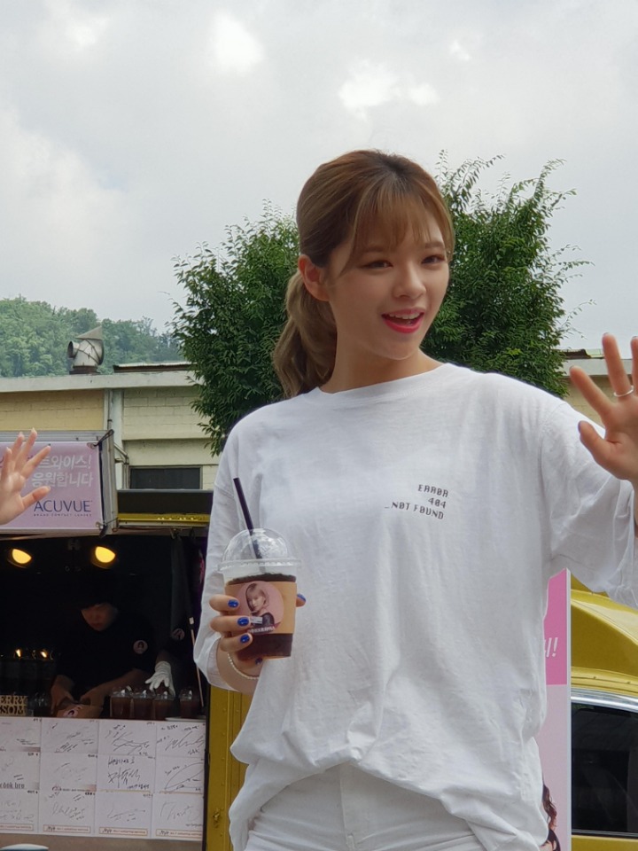 오늘자 음중 미팬 트와이스 정연 실물느낌.jpgif | 인스티즈