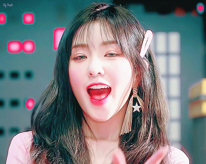레드벨벳 신곡 뮤비속 아이린.gif | 인스티즈