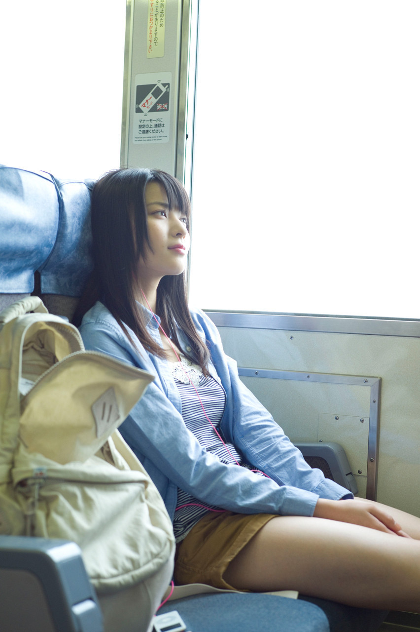 내 기차 옆자리가 이런 처자가 이렇게 있다면?? | 인스티즈