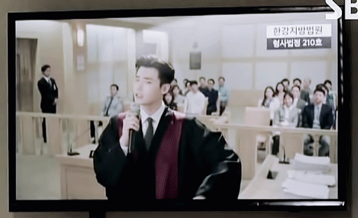 [당신이잠든사이에] 짱귀와 짱멋을 넘나들었던 법정씬.gif (데이터주의) | 인스티즈