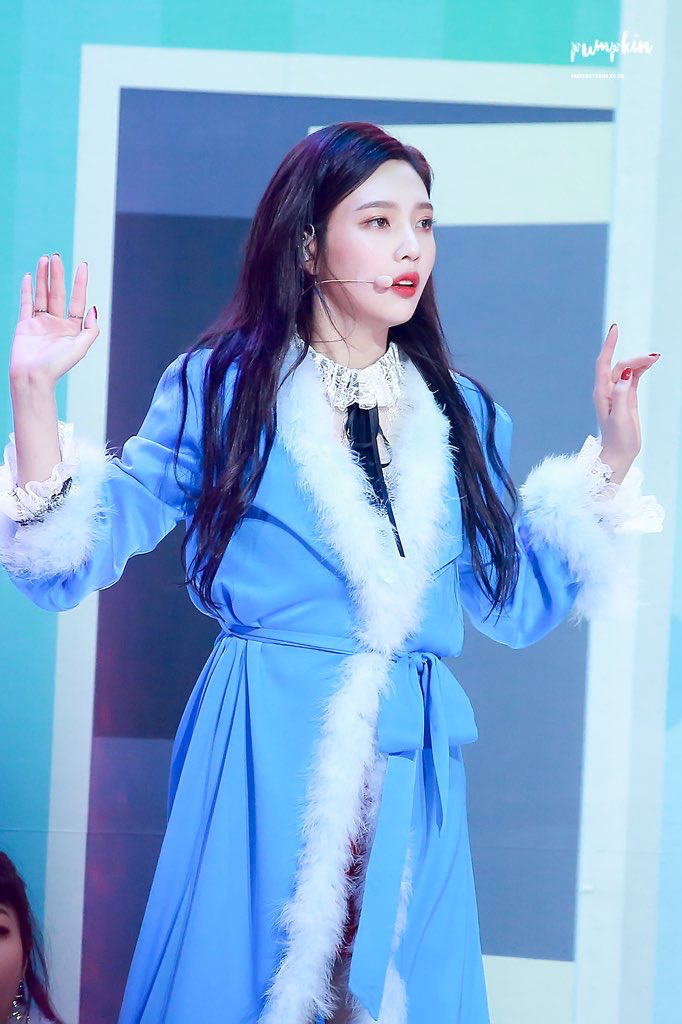 연말무대 미모 열일 레드벨벳 조이.jpgif | 인스티즈