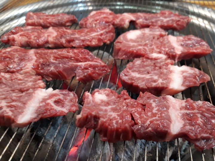 생생한우 이미지