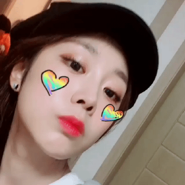 [러블리즈] 밥 먹을 시간도 촉박한 느낌이라서 지수 | 인스티즈