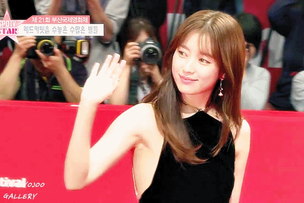 드레스가 유난히 잘 어울리는 여자연예인들.GIF | 인스티즈