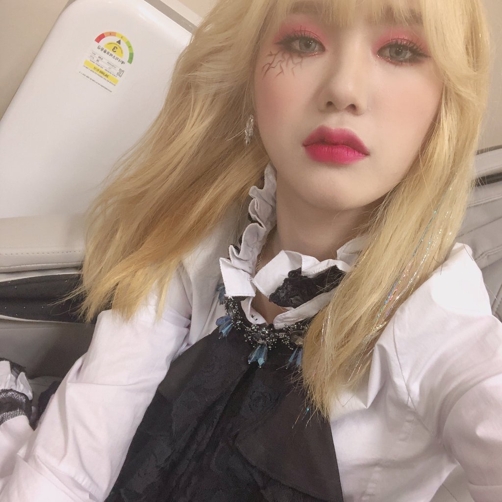 오늘자 오마이걸 트위터 | 인스티즈