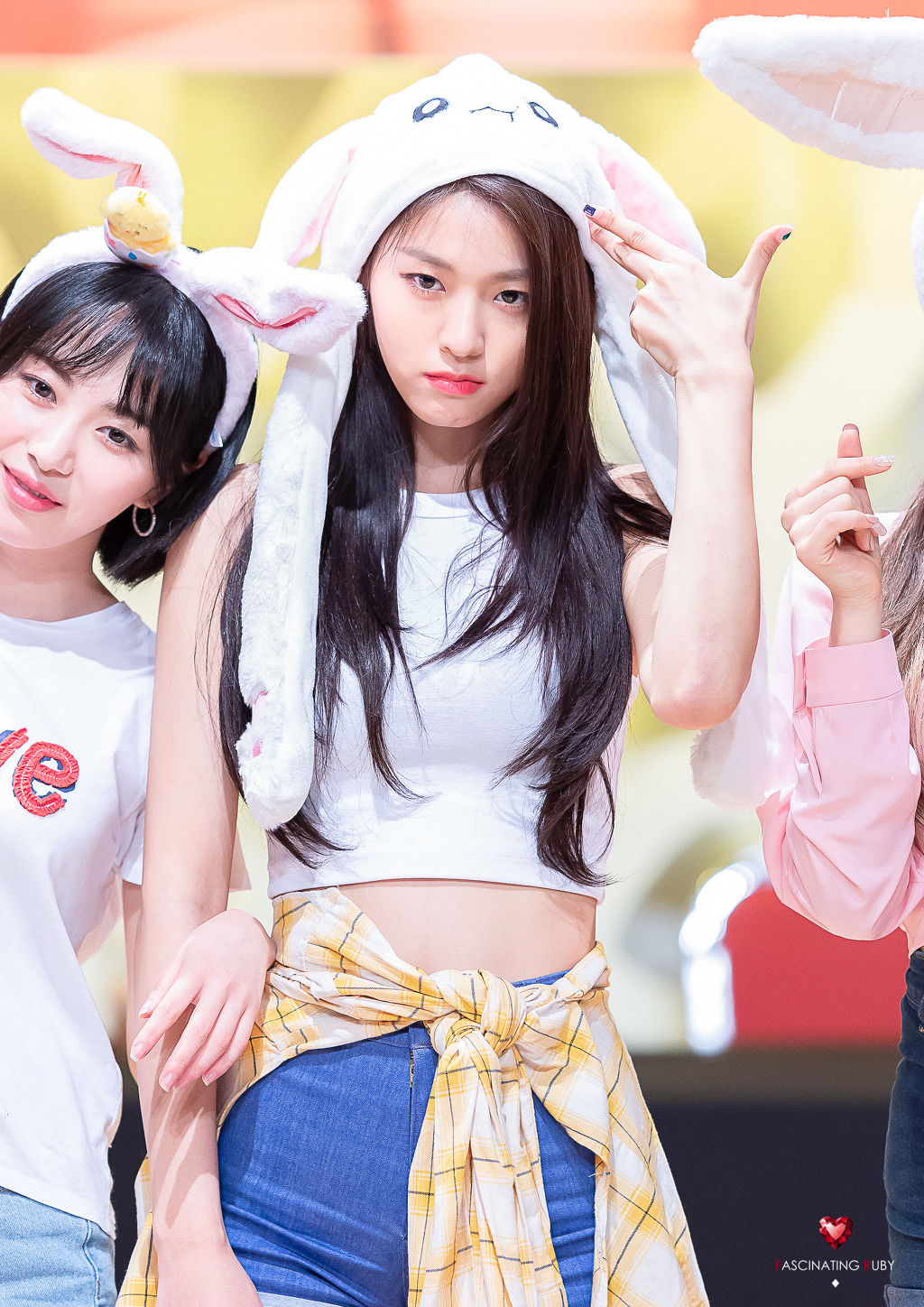 오늘 생일을 맞은 설현이.jpgif | 인스티즈