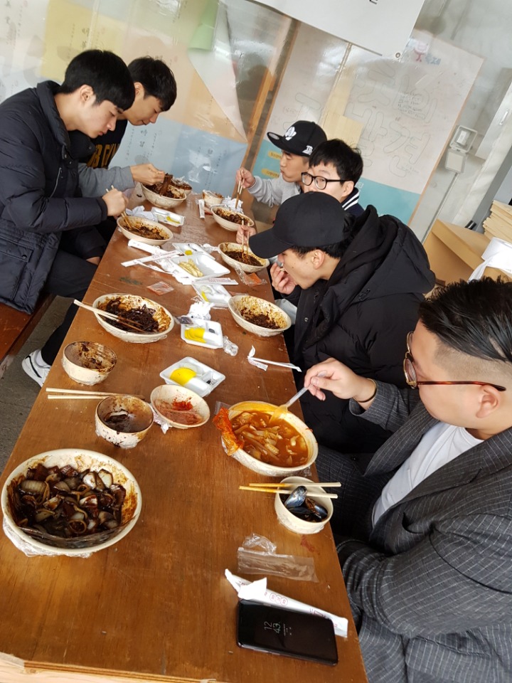 미르메라 이미지