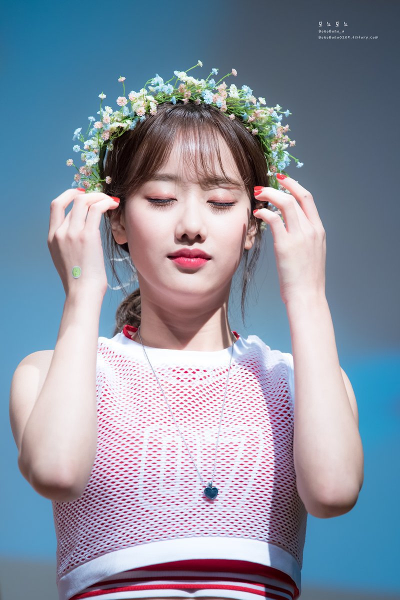 상큼하게 이쁜 에이프릴 이나은.jpgif | 인스티즈