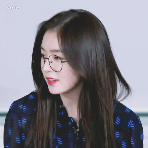 안경을 써도 예쁜 아이린.gif | 인스티즈