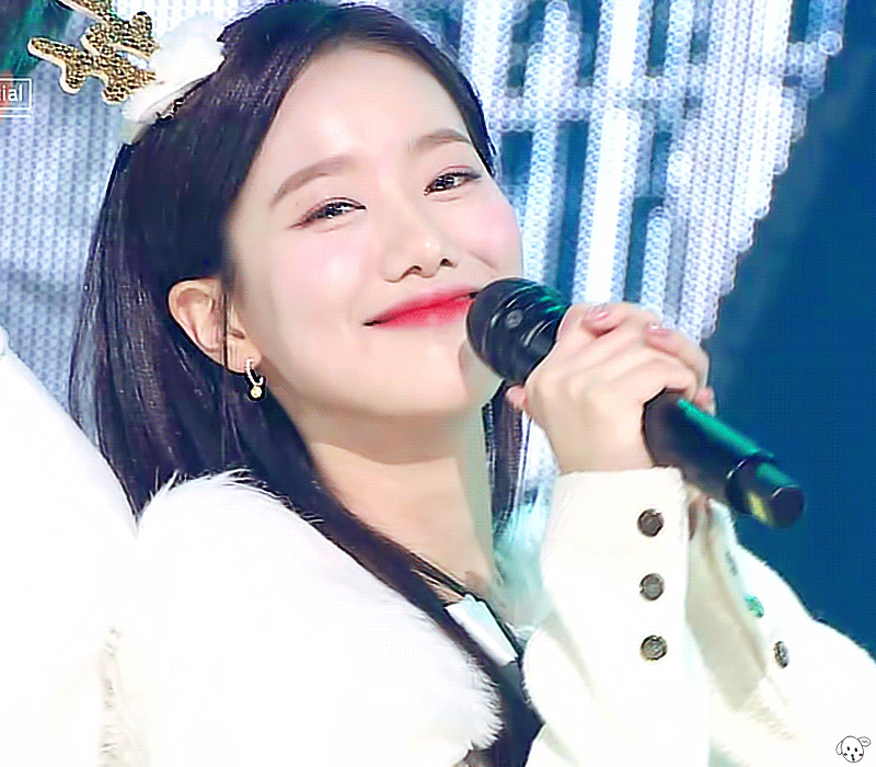 종종 닮았다고 말나왔던 여자아이돌 투샷.jpg | 인스티즈