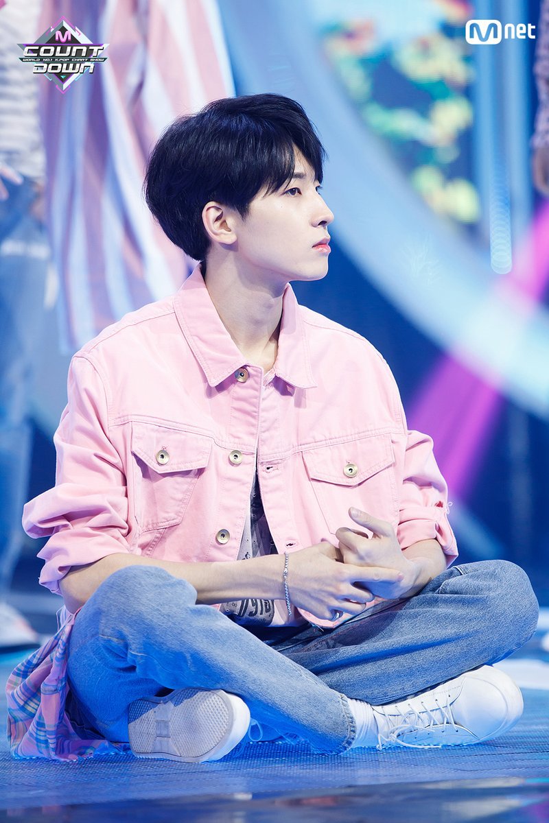엠카우 이미지