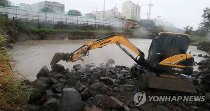 태풍 솔릭이 닥친 제주도의 모습.jpg | 인스티즈