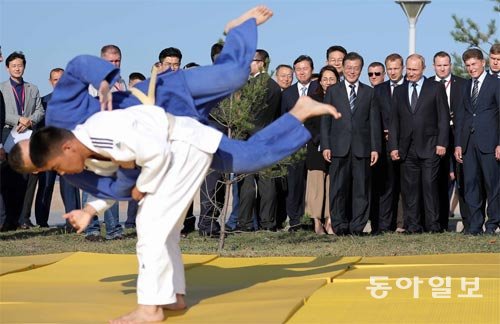 ﻿한ㆍ러 정상회담과 문재인 정부의 성과 분석﻿_기자들이 눈여겨보지 않았던 부분들 | 인스티즈