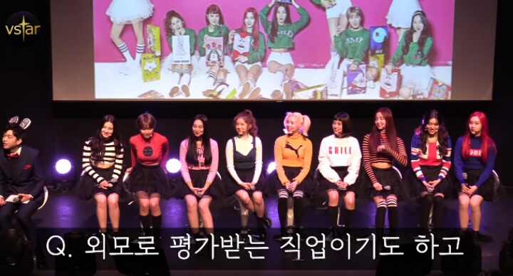 외모질문에 대한 모모랜드 주이의 답변.jpg | 인스티즈