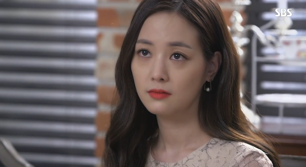 별 말 없이 눈빛으로 양달희 엿 먹이는 구세경 01 (언니는 살아있다 中) | 인스티즈