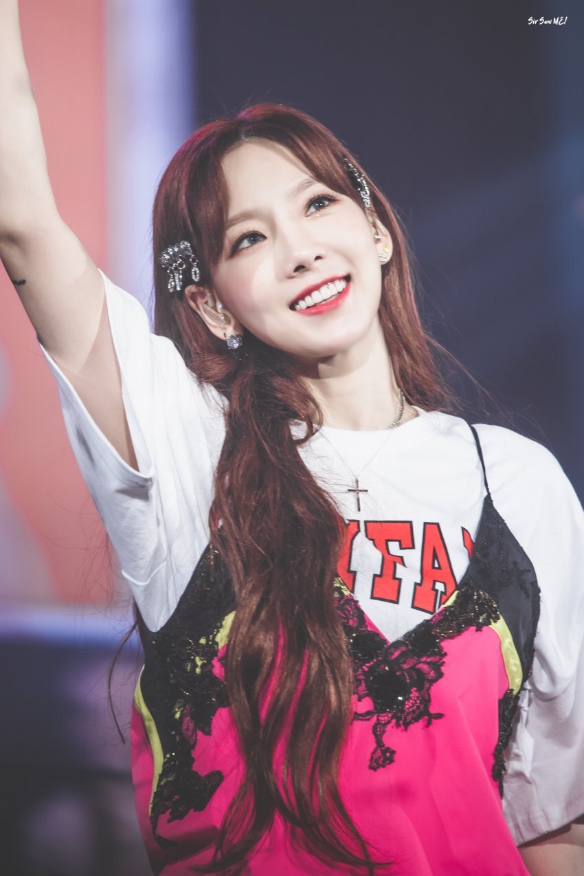 올 한해 어땠냐는 팬의 질문에 힘들었다고 솔직히 털어 놓는 태연 .jpg | 인스티즈