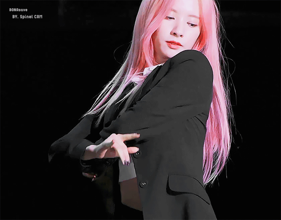핑크머리도 찰떡같이 어울리는 보나.jpg | 인스티즈