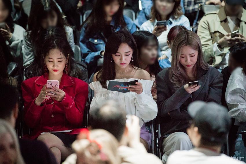 안친한 여자 셋이 모임 | 인스티즈